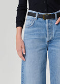 Load image into Gallery viewer, AYLA RAW HEM CROP