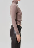 Load image into Gallery viewer, CARADENE TURTLENECK