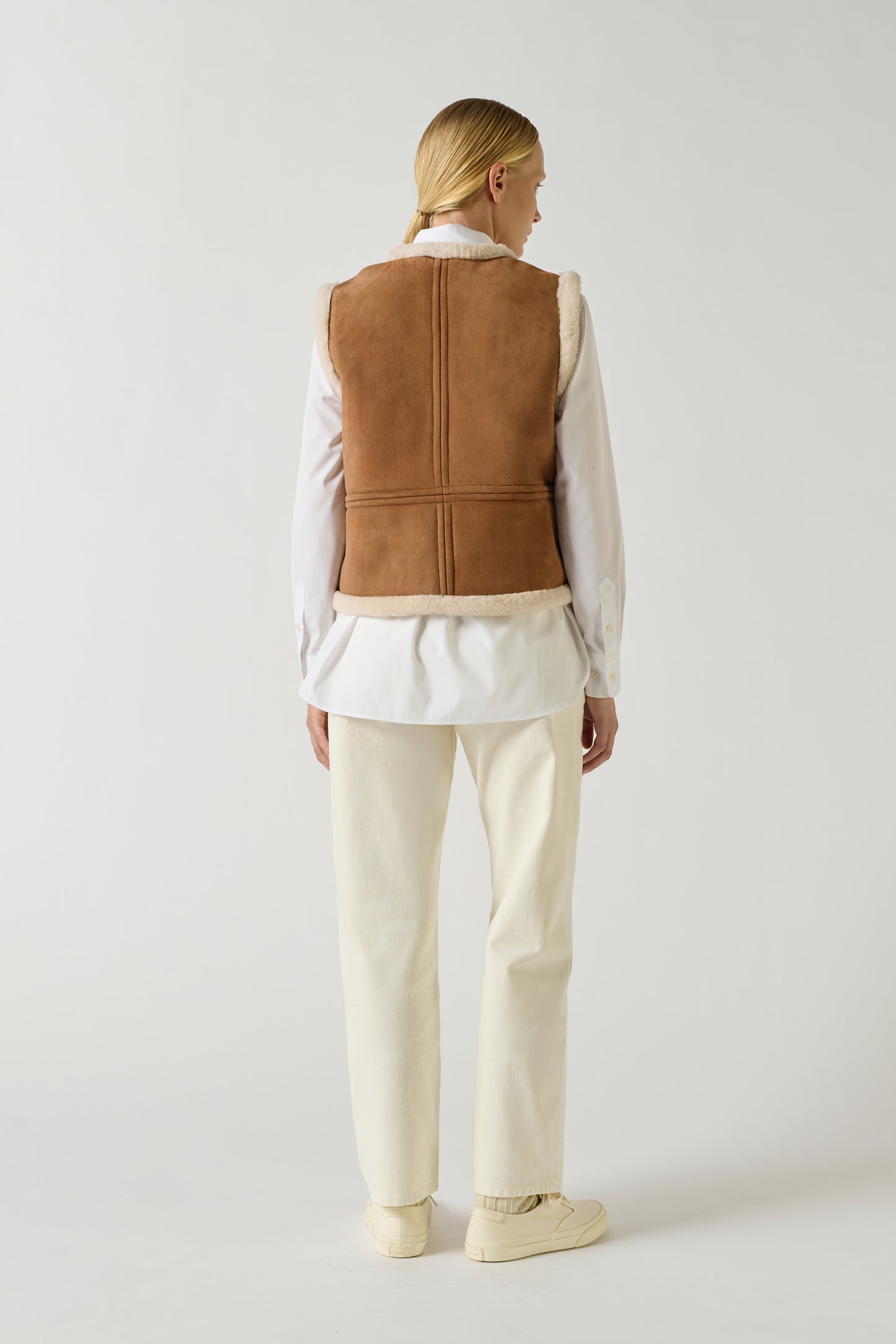 PYRENEES VEST MIEL 1