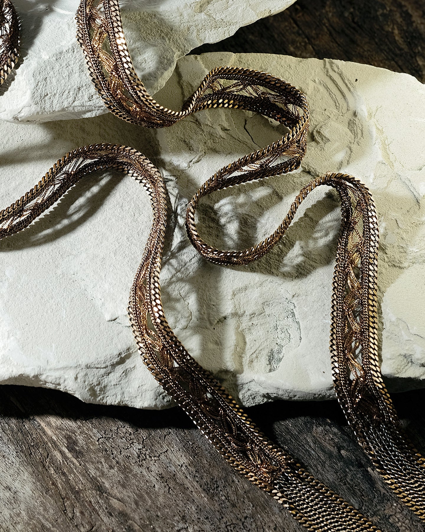 1M008 GOLD LARIAT NECKLACE
