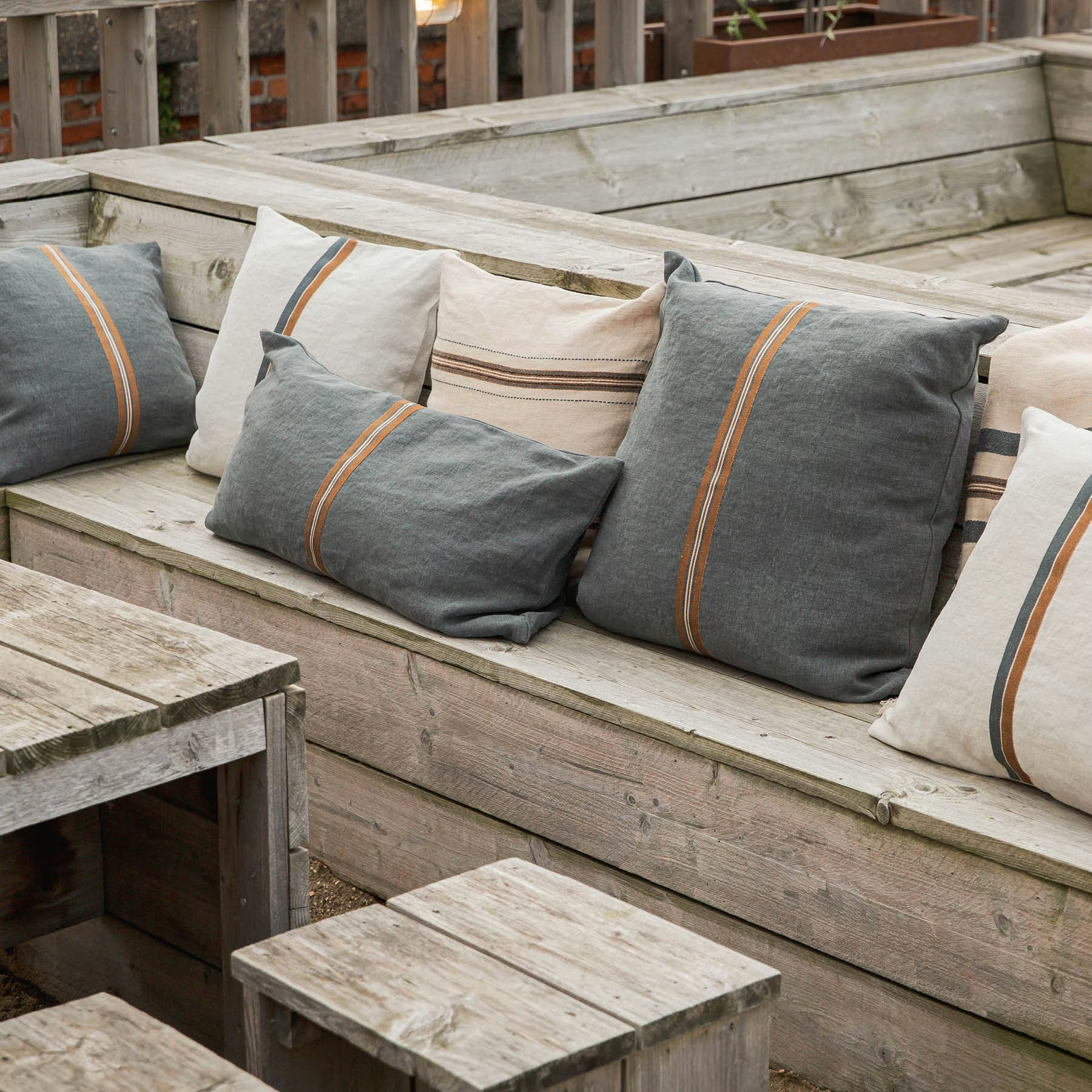 ATLAS PILLOW COVER