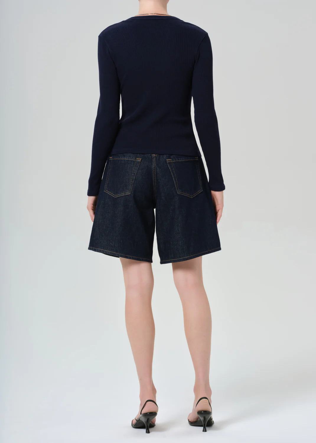 AYLA CLEAN HEM SHORT