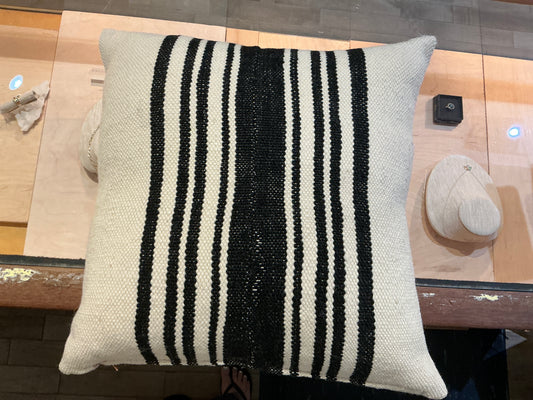 B + W STRIPE PILLOW