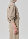 Load image into Gallery viewer, JEMMA TURTLENECK
