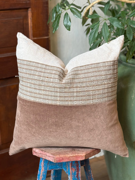 HAGEN LINEN + VELVET PILLOW 22