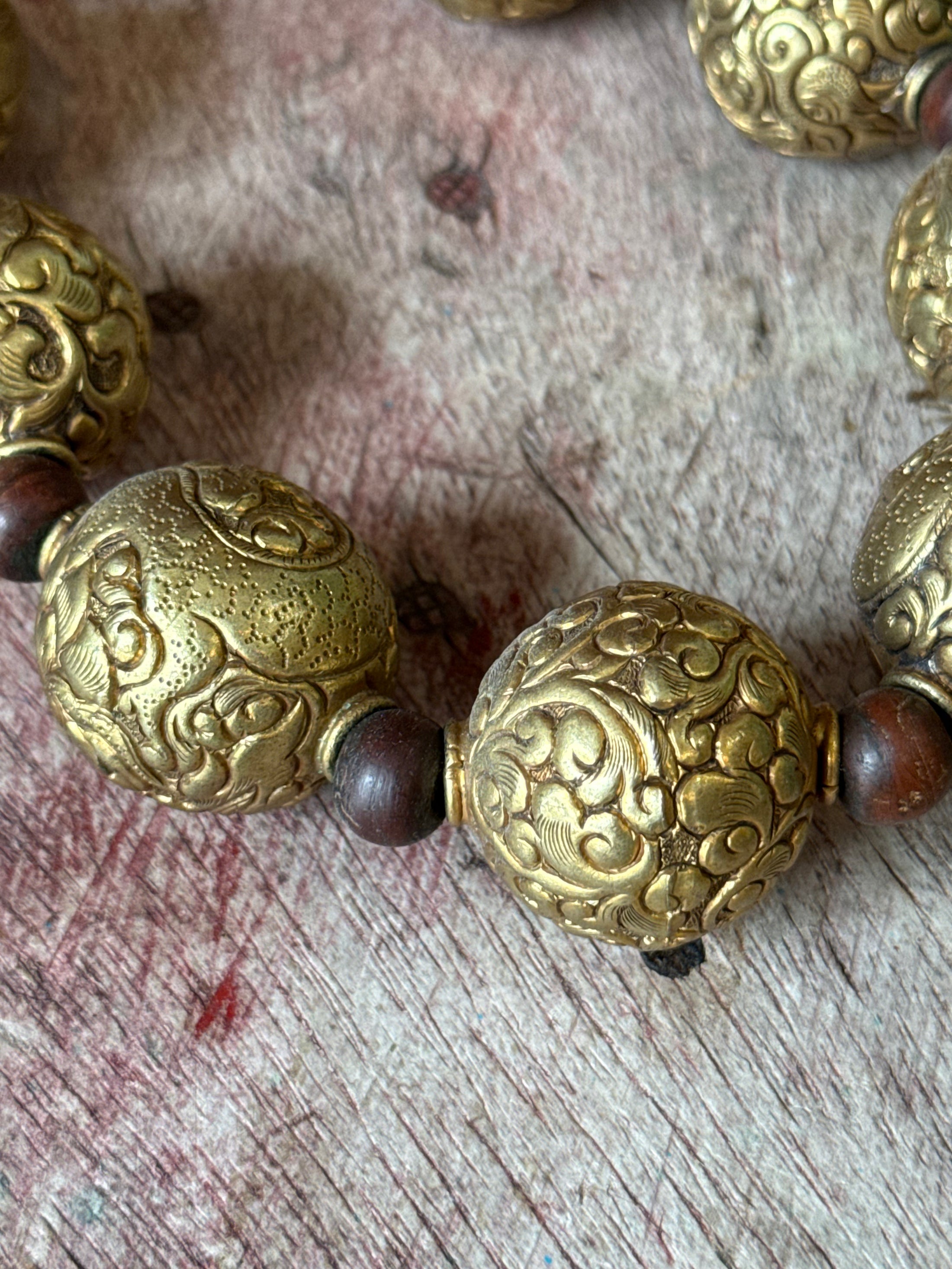 CORAL & AMBER REPPOUSÉ NECKLACE