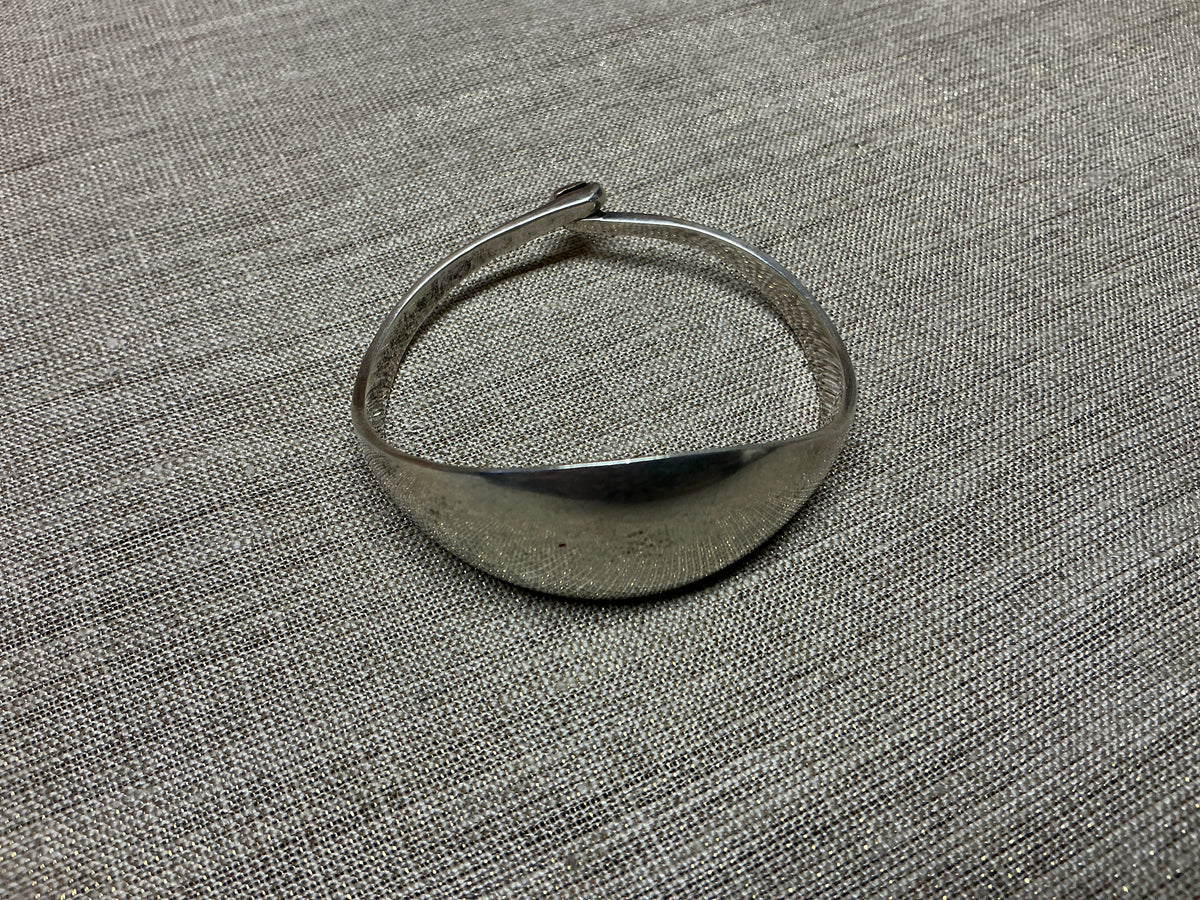 WIDE FORGED BANGLE