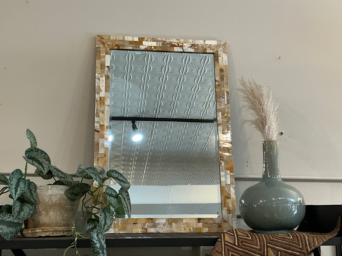 BOWEN MIRROR 26"X38" NATURAL HORN