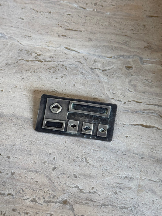 MODERNEST PERUVIAN 925 BROOCH