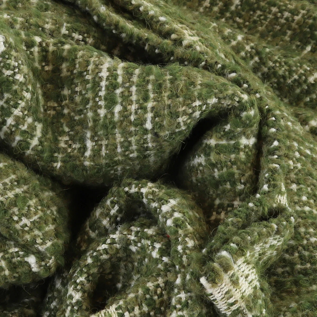 BELL THROW 71 X 51 NATURAL + OLIVE (#57)
