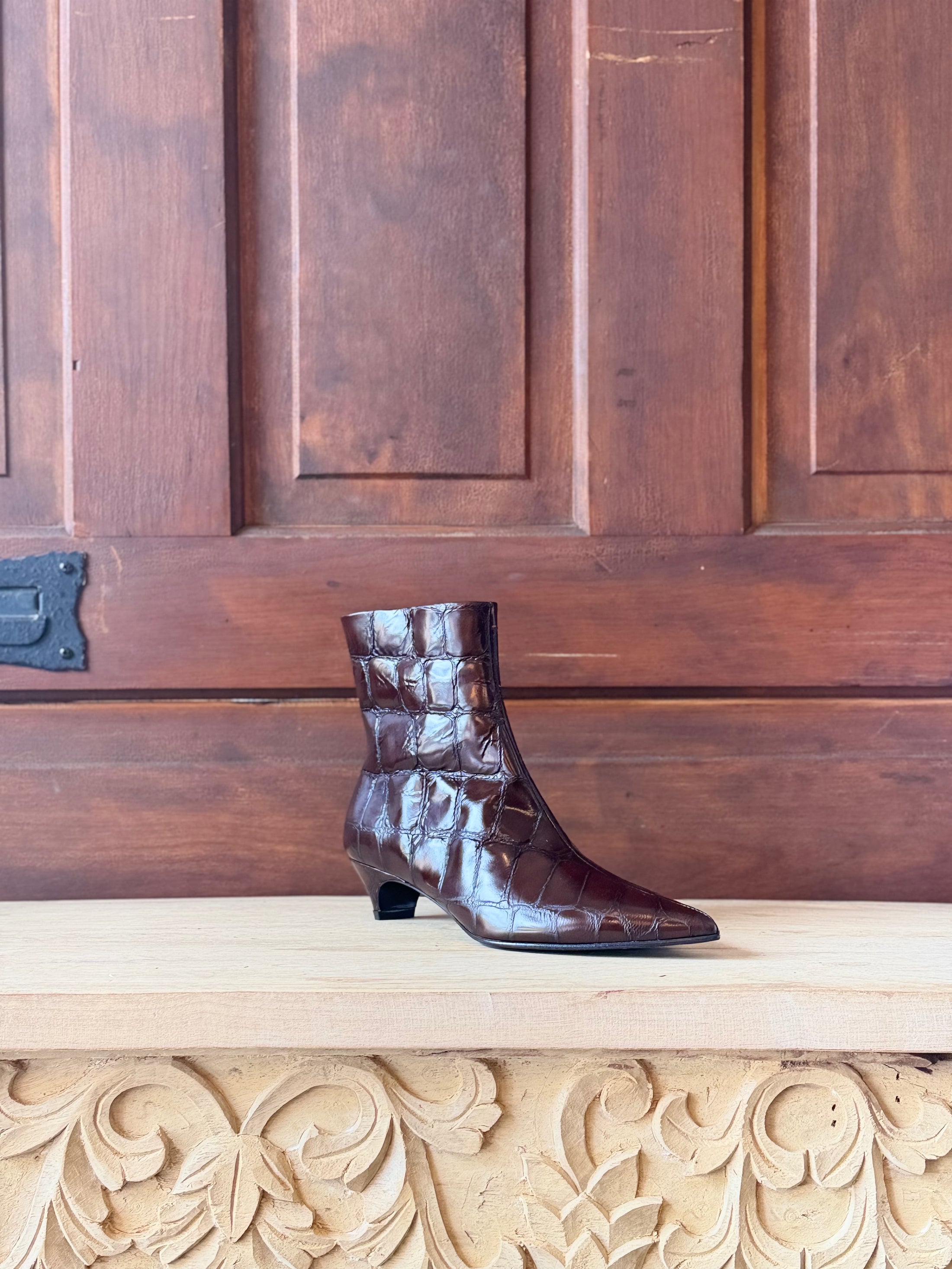 FOSCA 16 HEELED BOOT CHOCOLATE