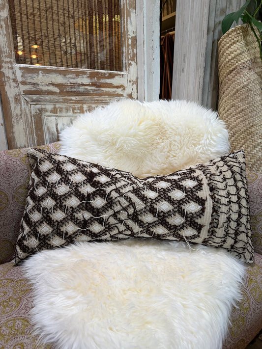 VINTAGE HANDWOVEN PILLOW