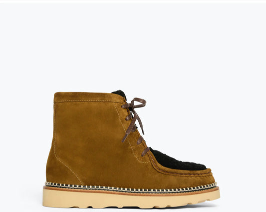 WINNIE MOCCASIN SHEARLING BOOT
