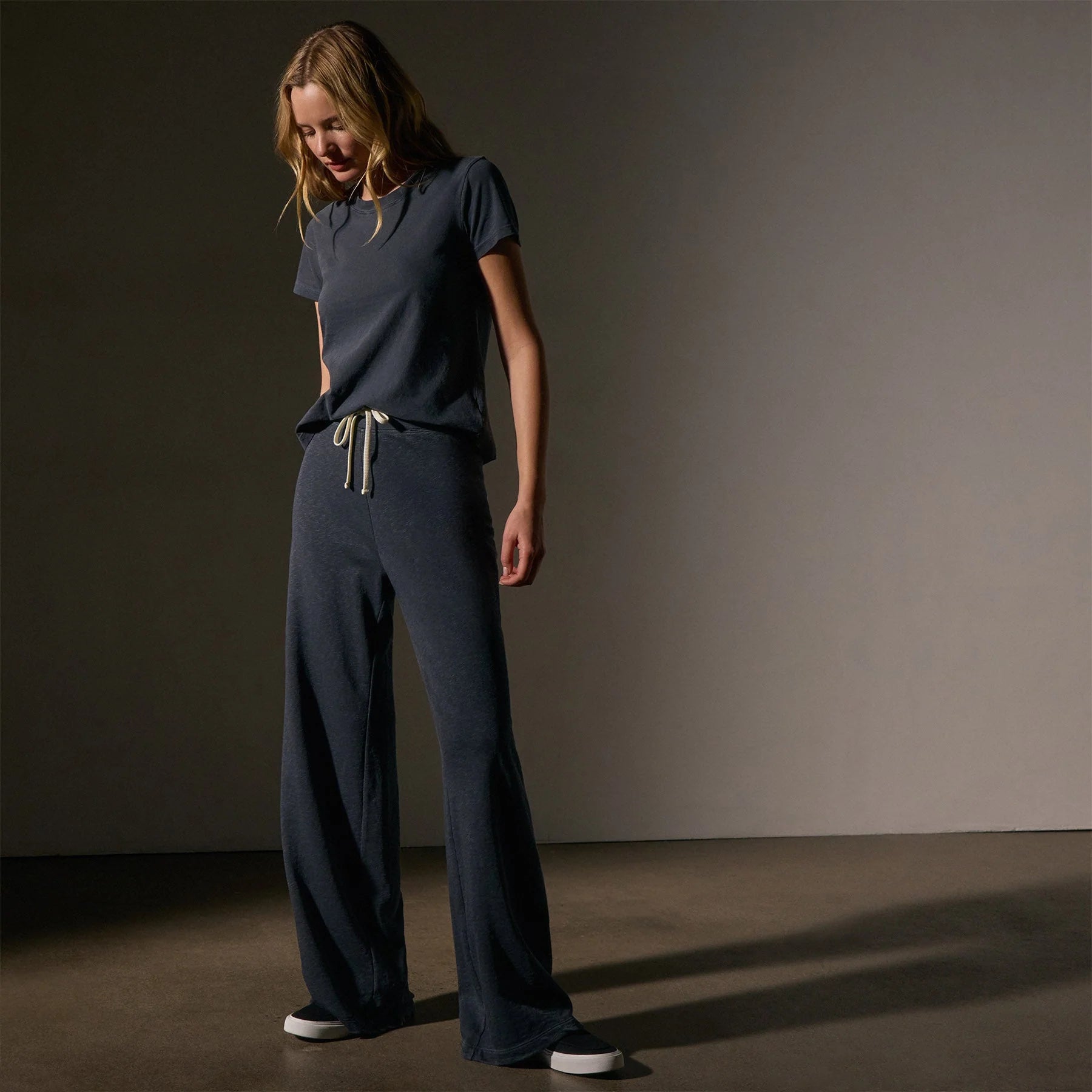 WIDE LEG SWEATPANT