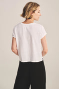 Load image into Gallery viewer, CASEY TEE
