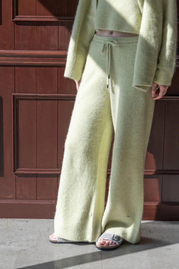 BRUSHED SWEATPANT LIME 38
