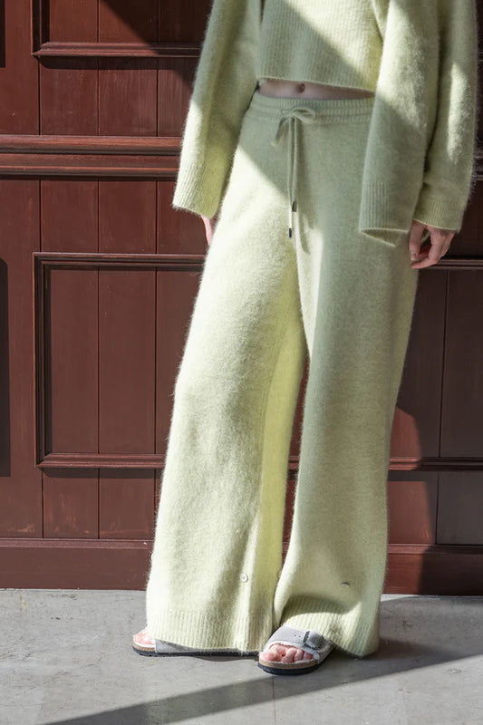 BRUSHED SWEATPANT LIME 38