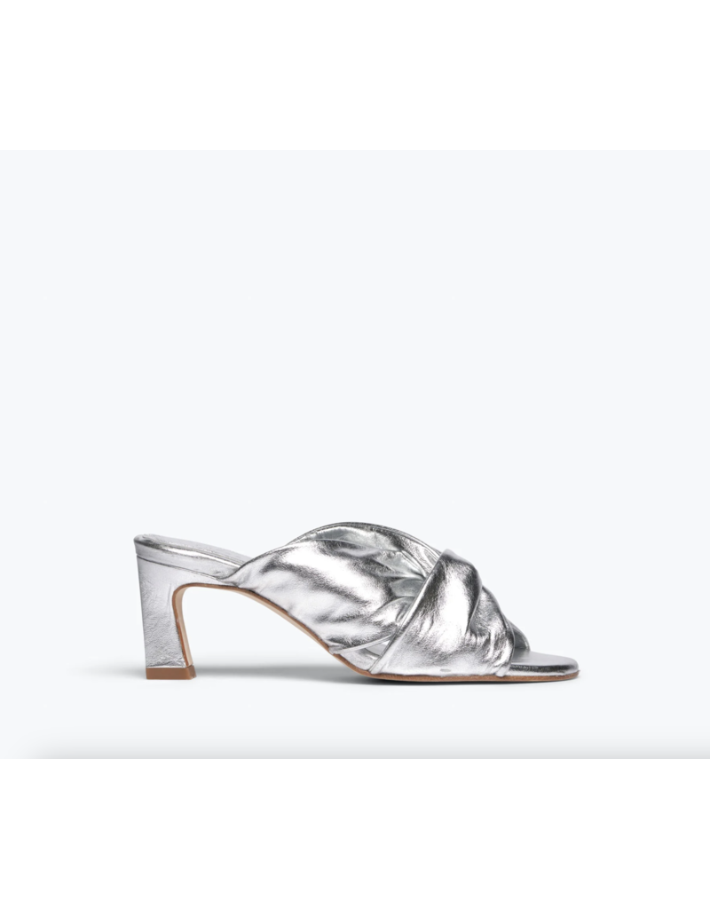 VALENTINA TWIST MID HEEL SANDAL