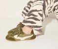 Load image into Gallery viewer, INDE SNEAKER
