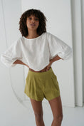 Load image into Gallery viewer, GAIA LINEN SHORTS
