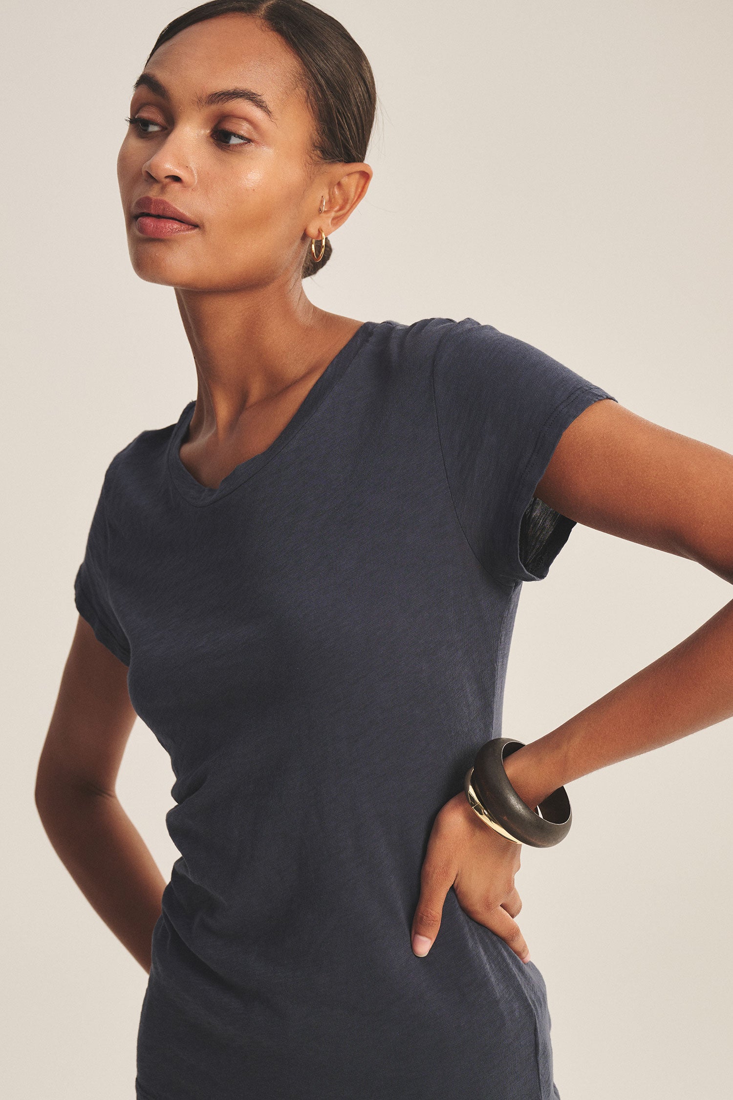 ODELIA TEE