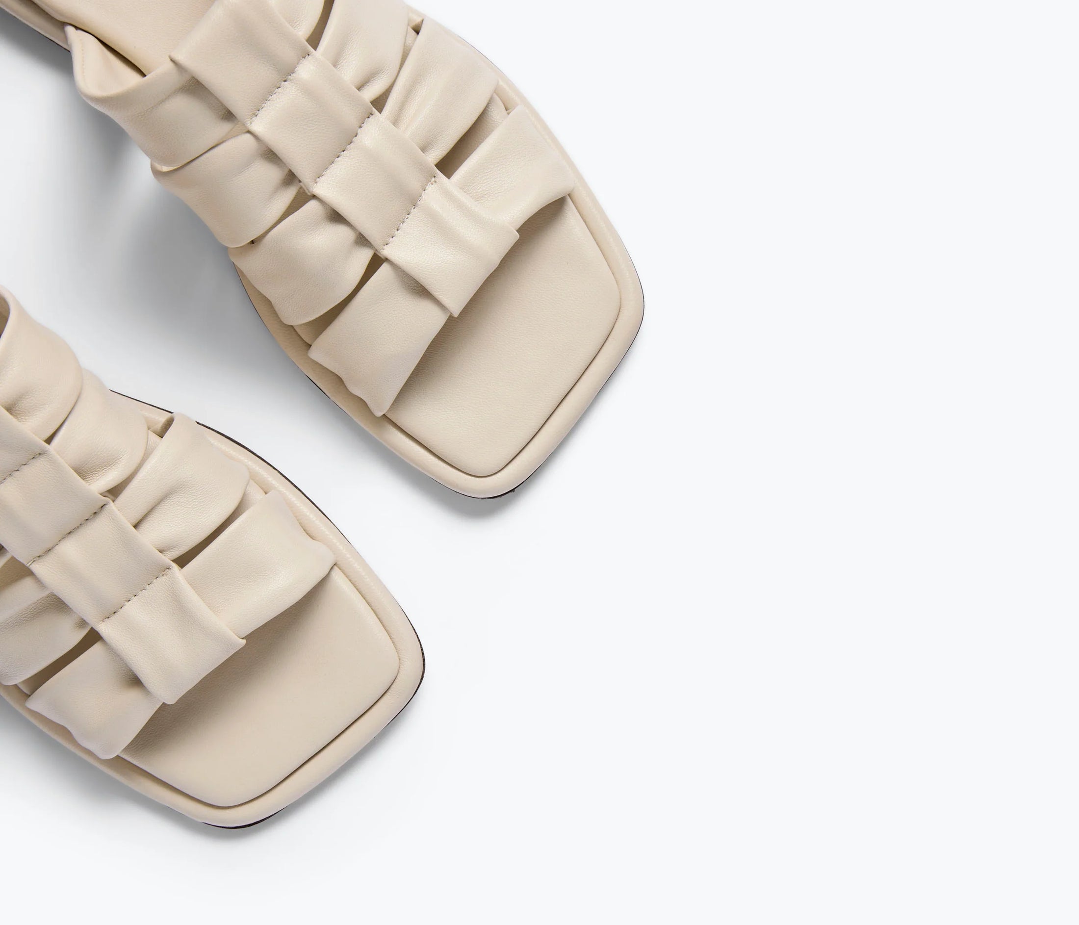 SELENA CLOUD MULE SANDAL