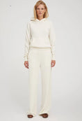 Load image into Gallery viewer, BAGGY SWEATPANTS
